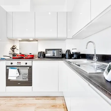 Modern And Stylish 2 Bed Apartment In Solihull Birmingham Exterior photo