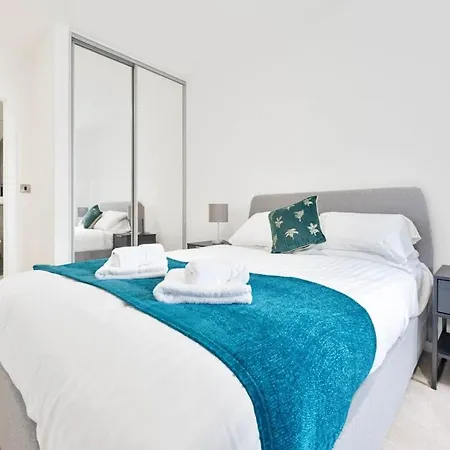 Modern And Stylish 2 Bed Apartment In Solihull Birmingham Exterior photo